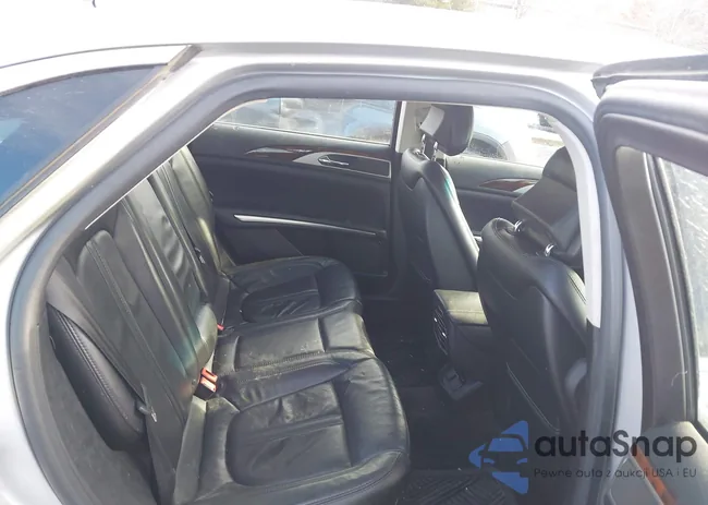 3LN6L2GK4FR626191: 44200868