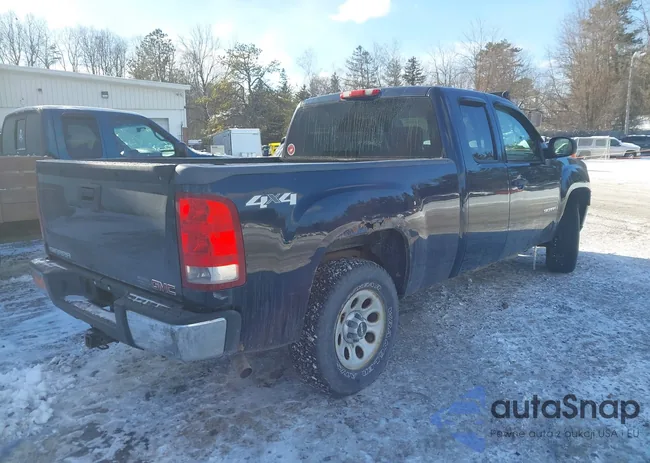 1GTEK19C88Z318975: 44200878