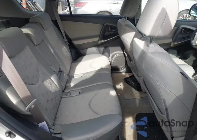 JTMBF33V49D009998: 44200929