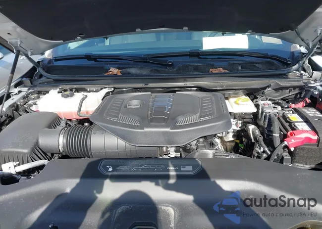 1C4SJVBP9SS528575: 44200935