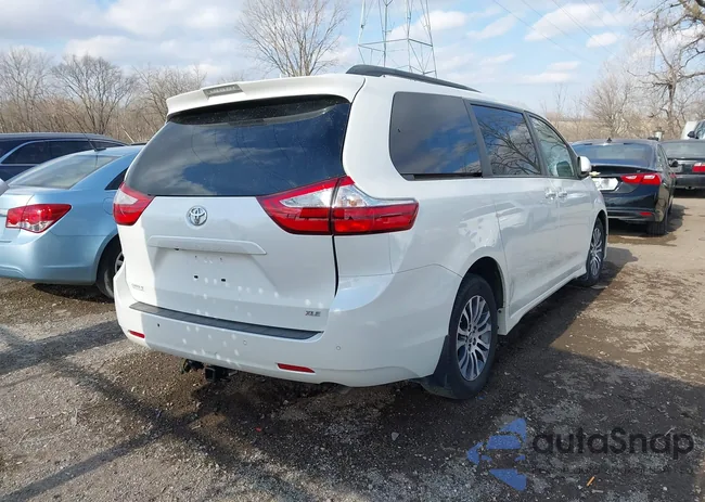 5TDYZ3DC6JS926271: 44200973