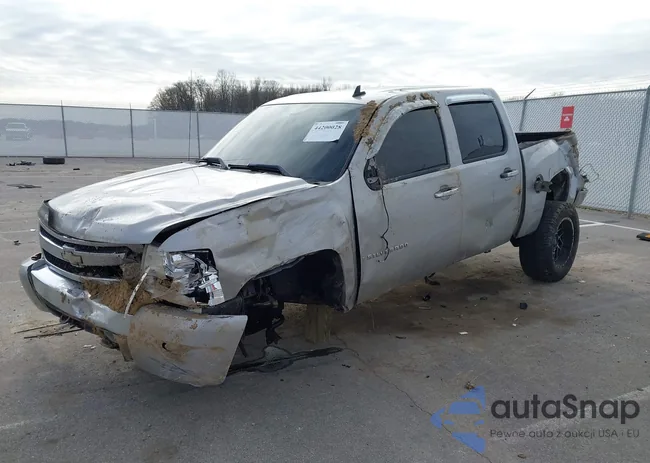 2GCEK13M281106874: 44200028