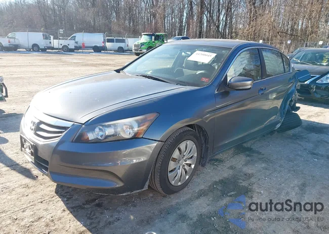 1HGCP2F32BA058776: 44200045