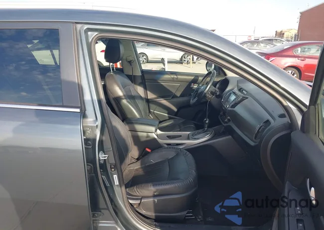 KNDPC3AC6F7696329: 44200055