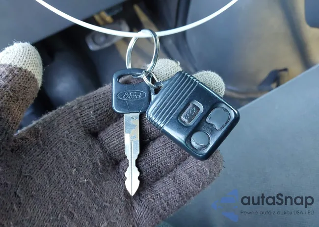 1FBSS31L86DB16162: 44200077