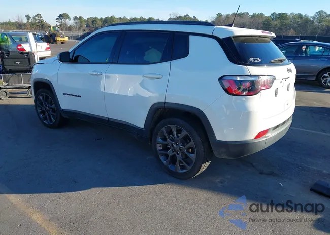 3C4NJCEB2MT545852: 44200124