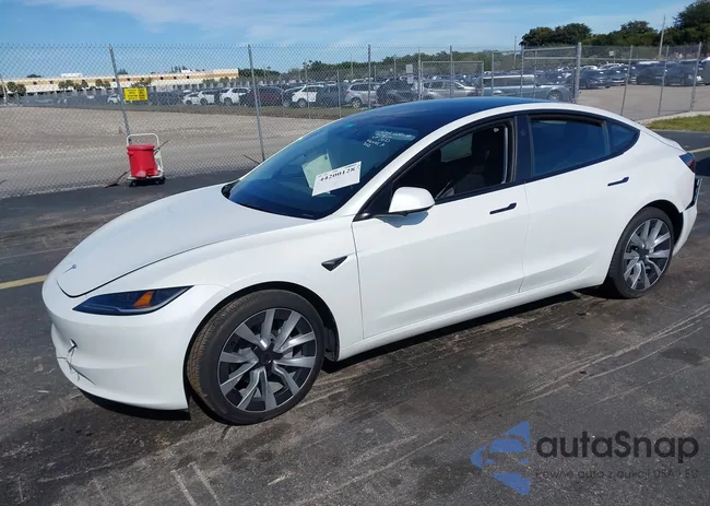 5YJ3E1EA8RF750623: 44200128