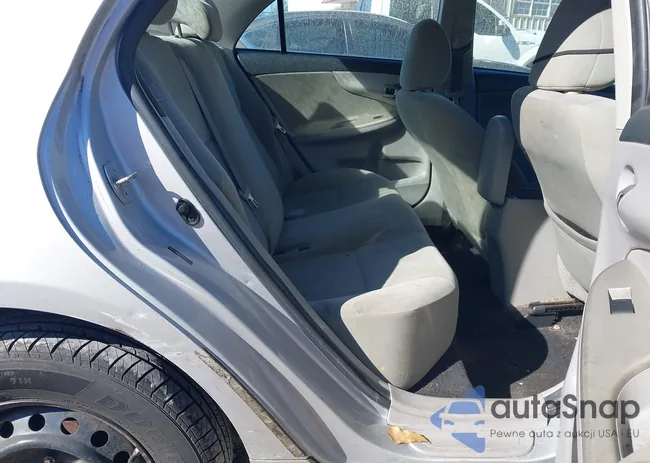 2T1BU4EE5BC561473: 44200196