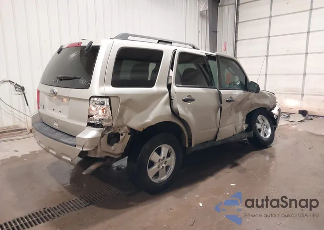 1FMCU0D74CKC63346: 44200377