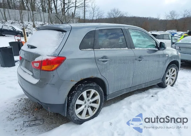 4A4AR4AU3FE027829: 44200381