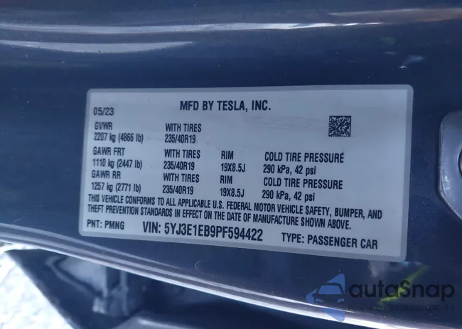 5YJ3E1EB9PF594422: 44201424