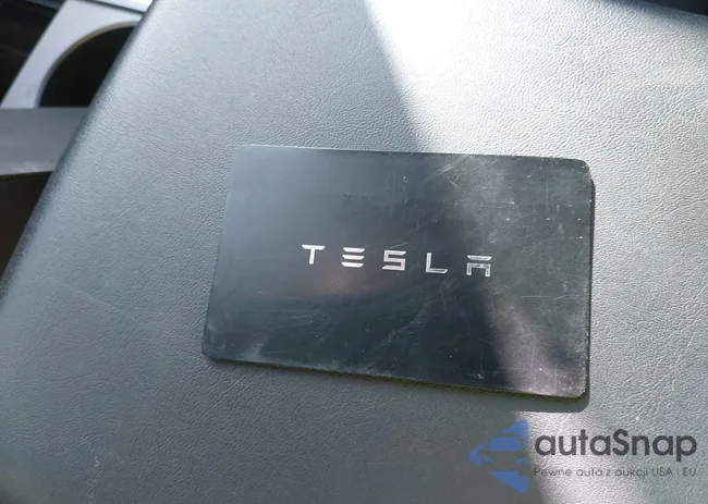 5YJ3E1EB9PF594422: 44201424