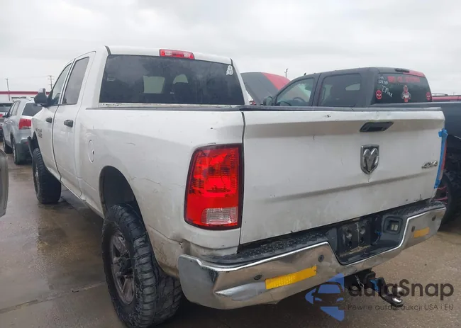 3C6UR5CJ5GG351380: 44201501