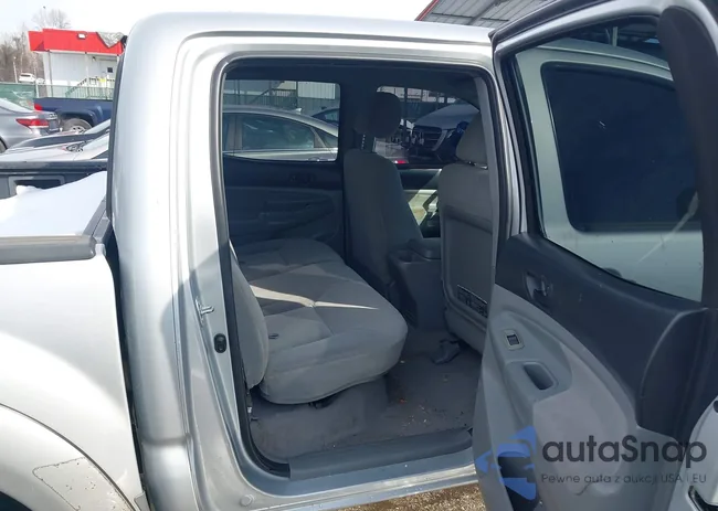 3TMJU62N77M031242: 44201541