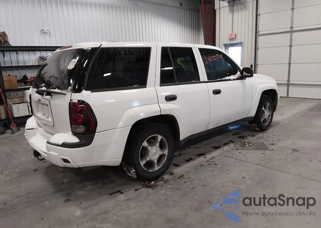 1GNDT13S872151931: 44201542