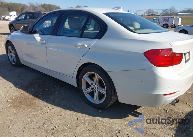 WBA3A5G59FNS84357: 44201615