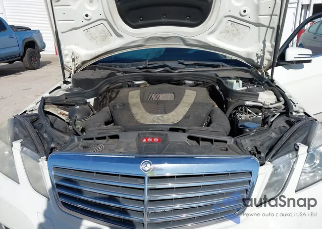 WDDHF8HB3AA124271: 44201669