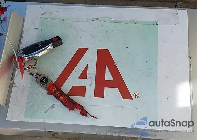 WDDHF8HB3AA124271: 44201669