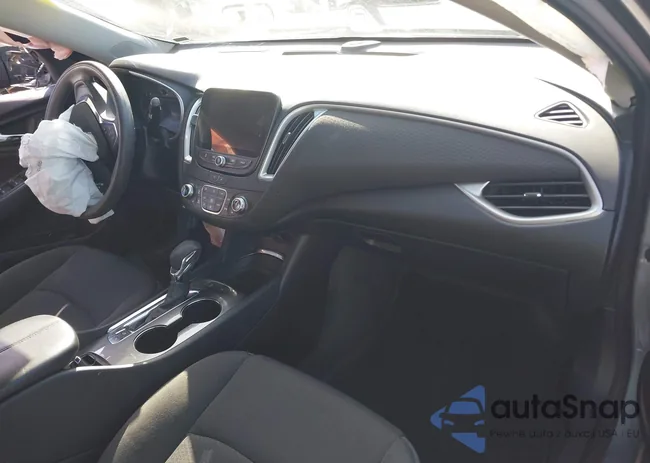 1G1ZD5ST3RF139641: 44201671