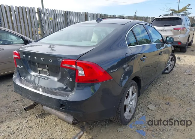 YV1612FS5D2219990: 44201747