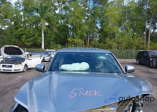 3TMKB5FN3SM033190: 44201754