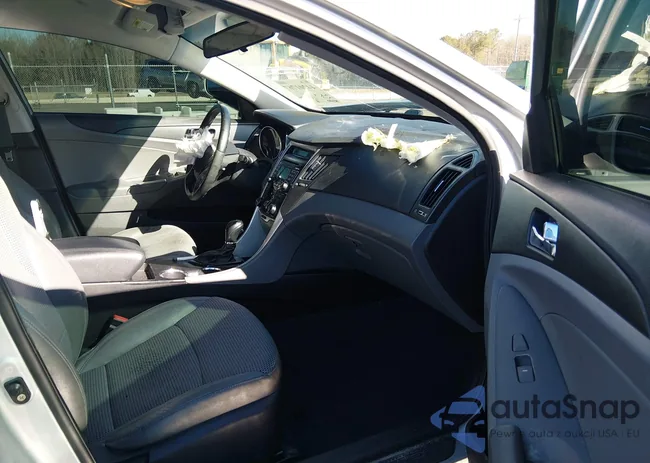 5NPEC4AC3BH130017: 44201767