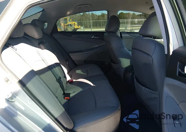 5NPEC4AC3BH130017: 44201767