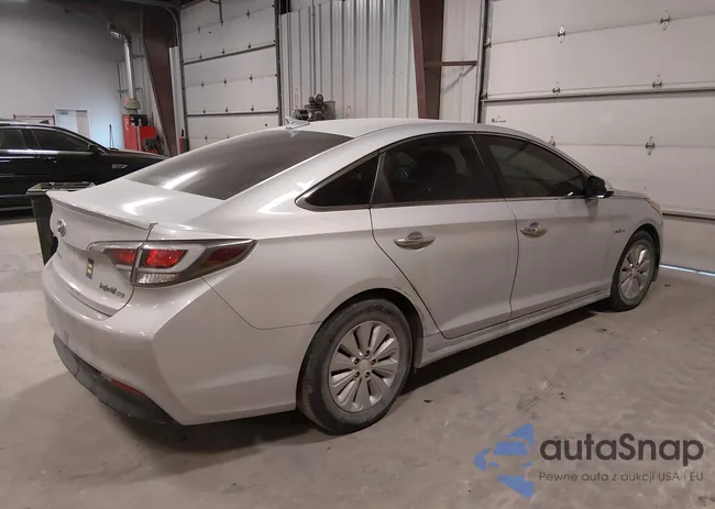 KMHE24L10GA010796: 44201826