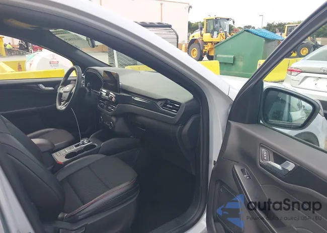 1FMCU0MN7SUB02474: 44201845