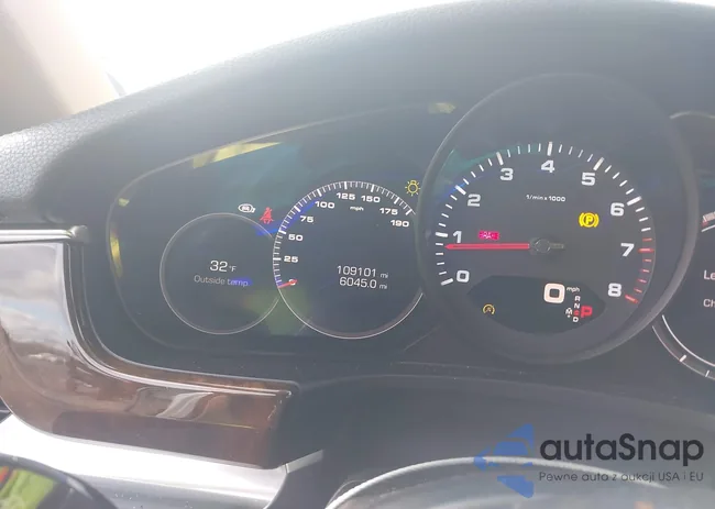 WP0AA2A71HL102216: 44201863