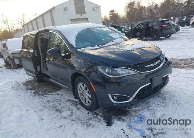 2C4RC1BGXLR196151: 44201894