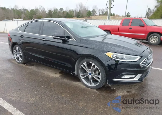 3FA6P0K9XHR332479: 44201903