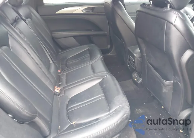 3LN6L5B98LR605555: 44201982