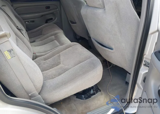 1GNEC13TX5R186388: 44201049