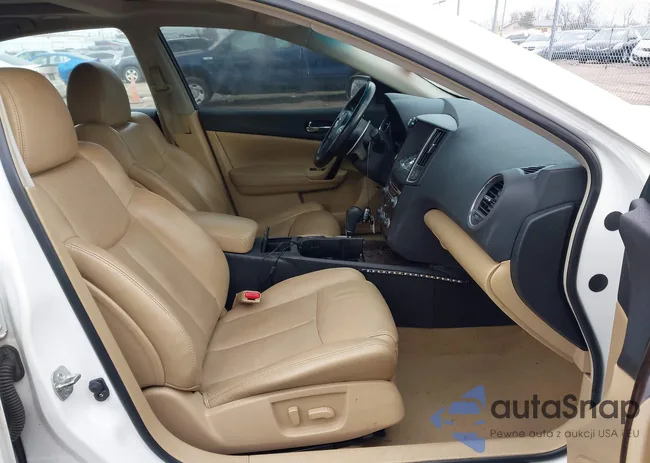 1N4AA5AP3BC842056: 44201180