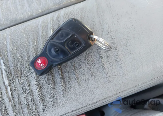 WDBNG70J4YA129432: 44201184