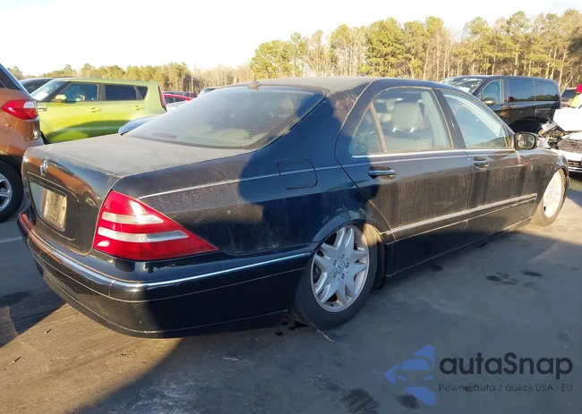 WDBNG70J4YA129432: 44201184