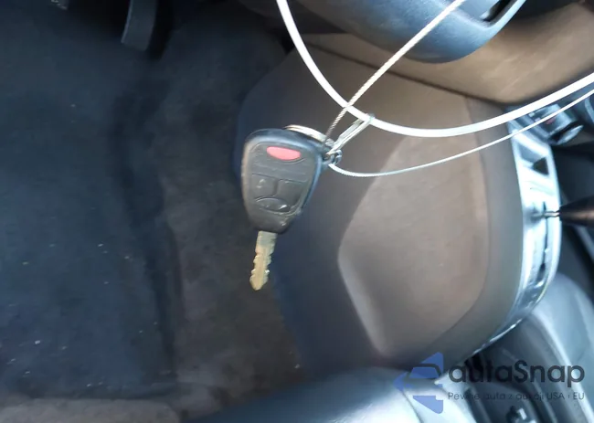 1C4NJPFA8GD589006: 44201210