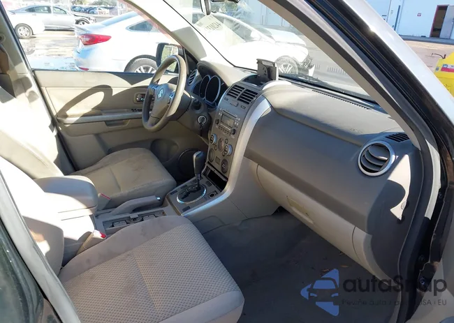 JS3TE0D22A4100137: 44201312