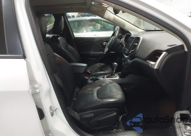 1C4PJMBS4GW157247: 44201318