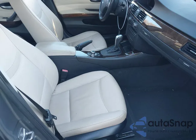 WBAPK5C53BF122944: 44201368