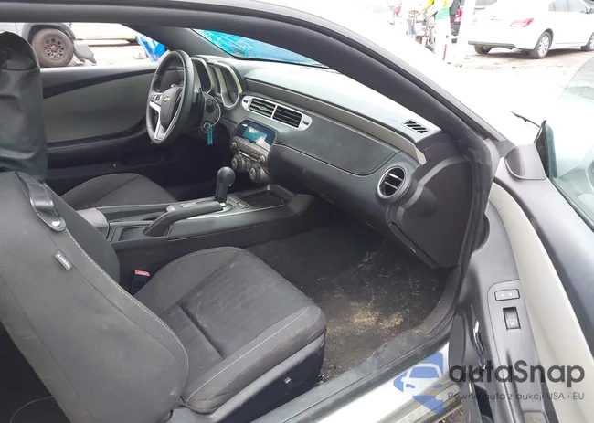 2G1FA1E38D9242930: 44201377