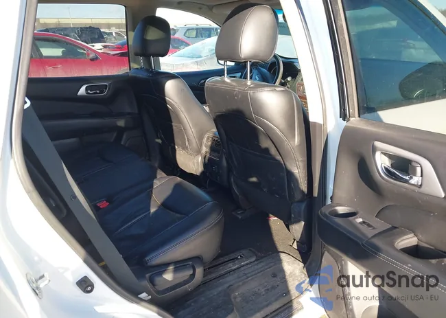 5N1AR2MM2EC733235: 44202404