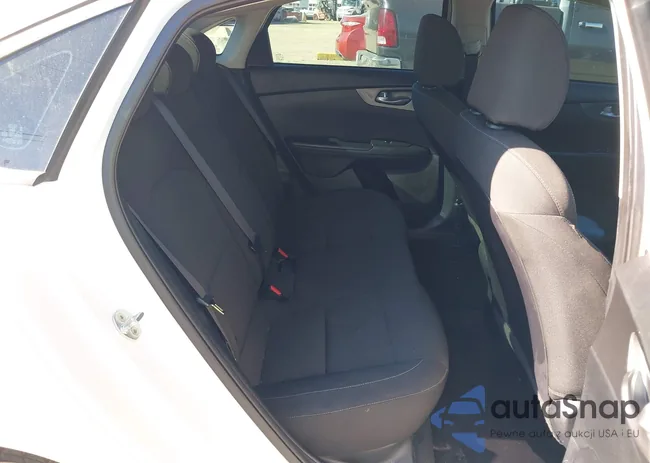 3KPF24AD3LE229829: 44202447