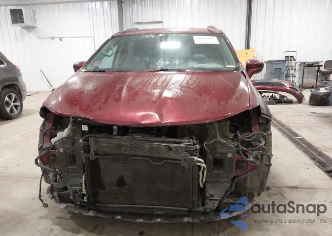 2C4RC1EG4JR306491: 44202640