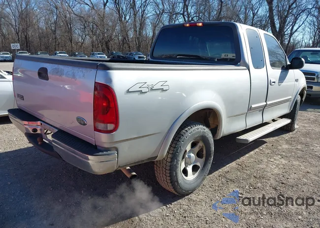 1FTRX18W11NA21896: 44202644