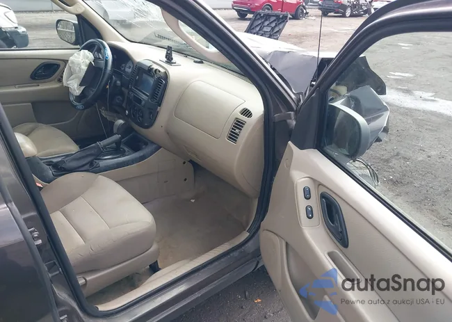 1FMCU02Z77KA30183: 44202699