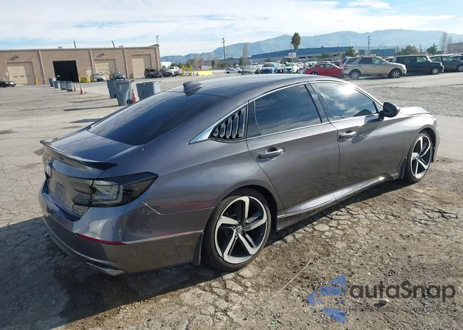 1HGCV2F9XJA022083: 44202722