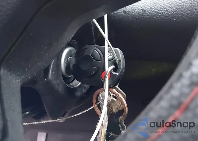 1FAHP3K28CL355263: 44202732