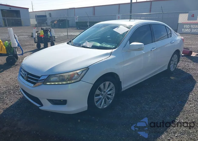 1HGCR3F95FA018220: 44202753